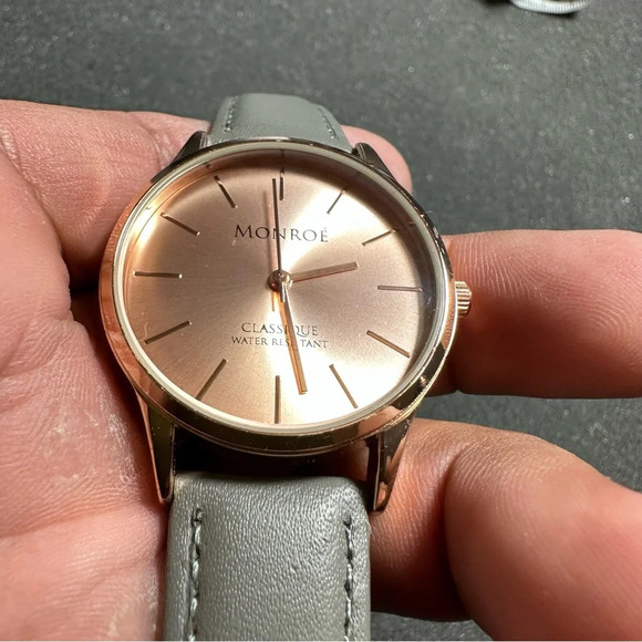 Ladies monroe by maestro quartz watch rose gold tone gray leather straps working - Picture 2 of 7
